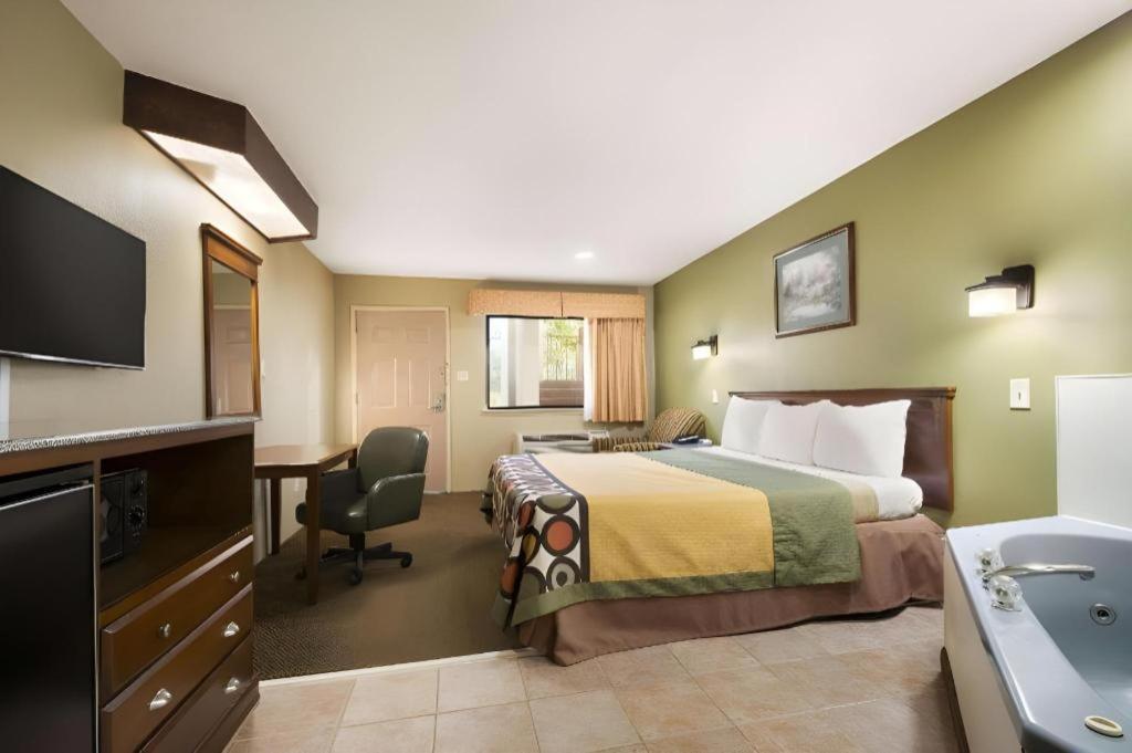Hotel Super 8 By Wyndham Baton Rouge/I-12 Exteriér fotografie